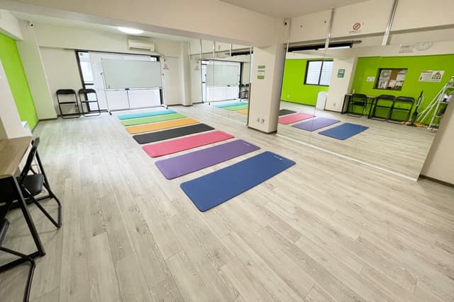 ヨガ・ダンススタジオ